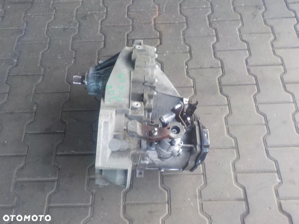 VW T5 1.9 TDI 5B SKRZYNIA BIEGÓW SPRAWDZONA JQR - 2