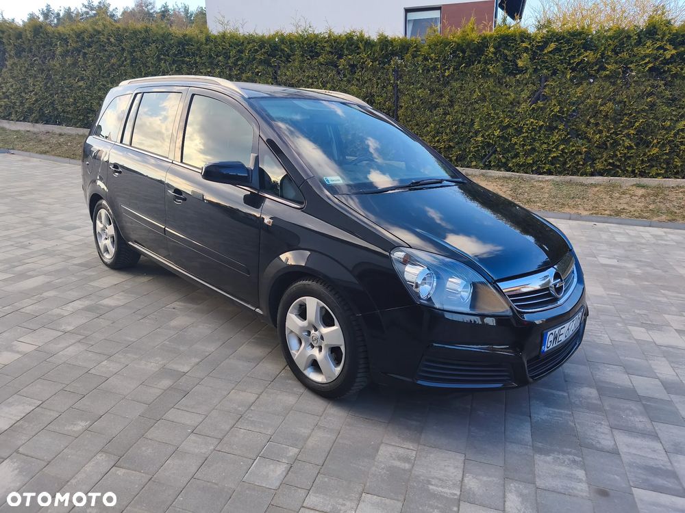 Opel Zafira - 1