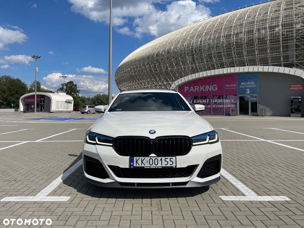 BMW Seria 5 540i xDrive mHEV M Sport sport - 2