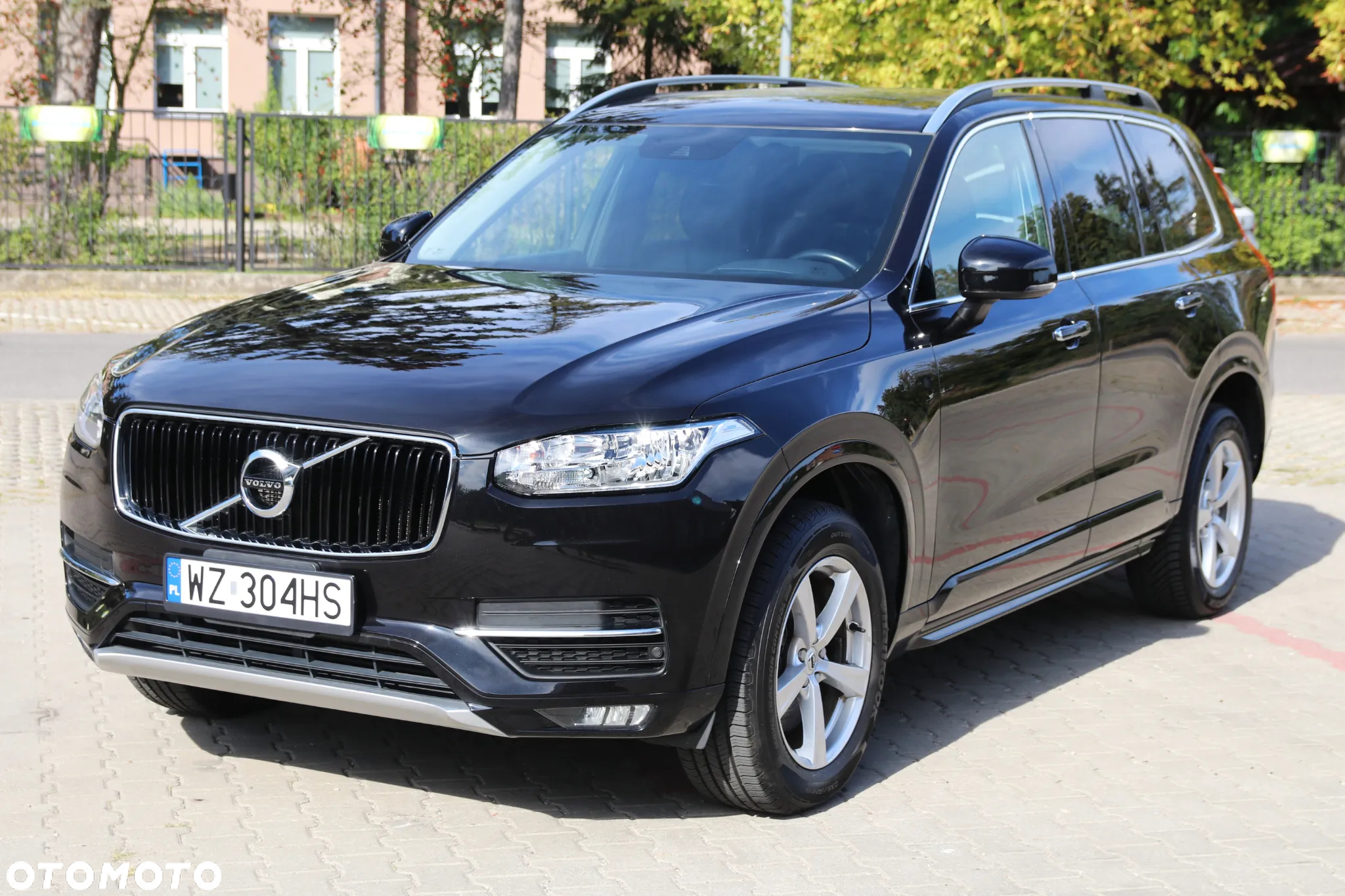 Volvo XC 90 T5 AWD Momentum - 4