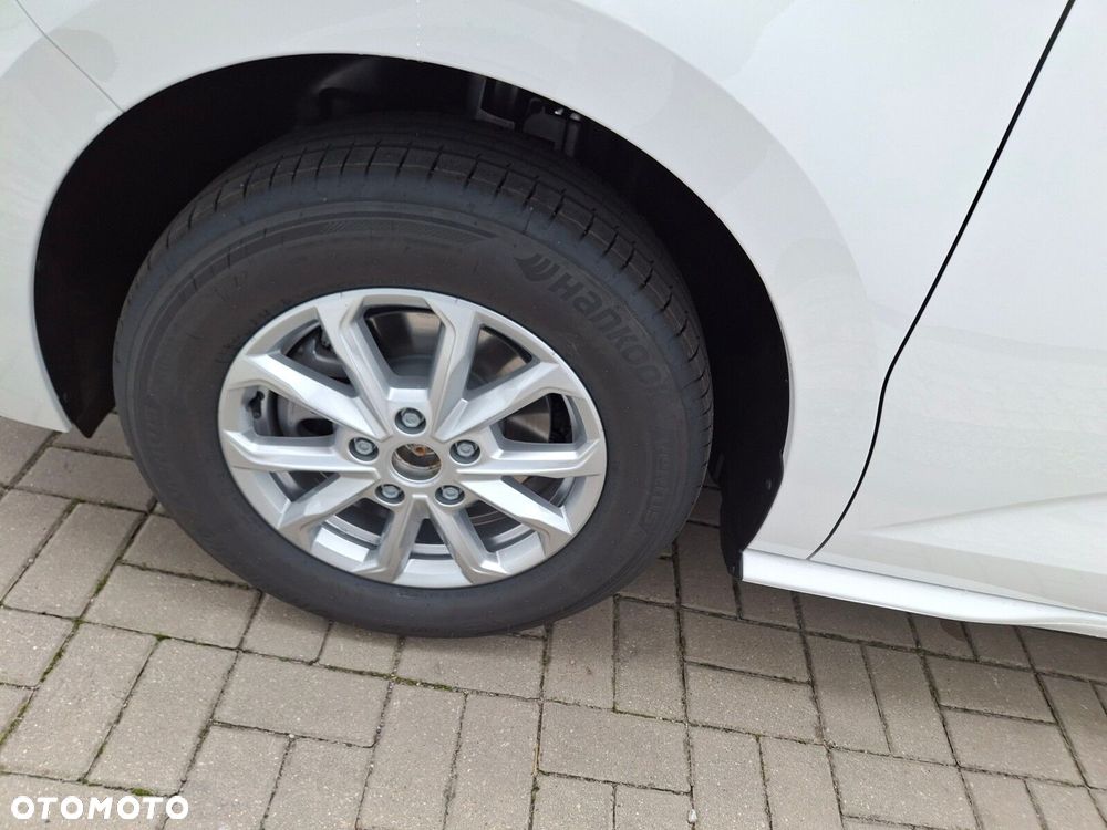 Volkswagen Multivan - 7