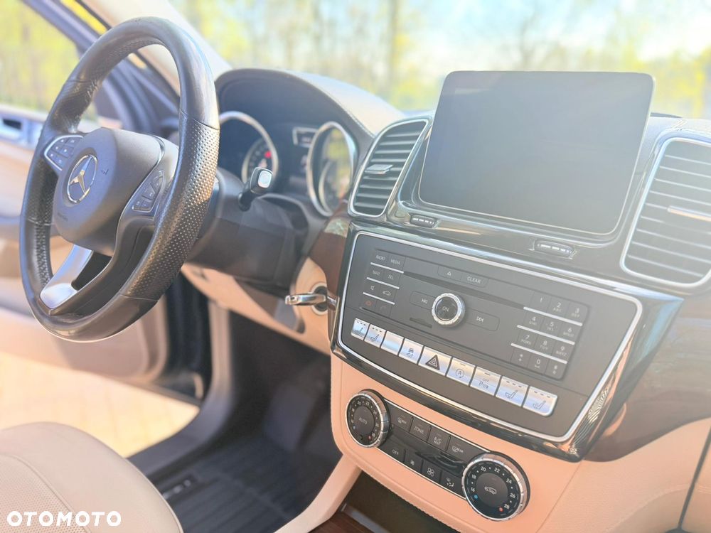 Mercedes-Benz GLE 350 d 4-Matic - 15