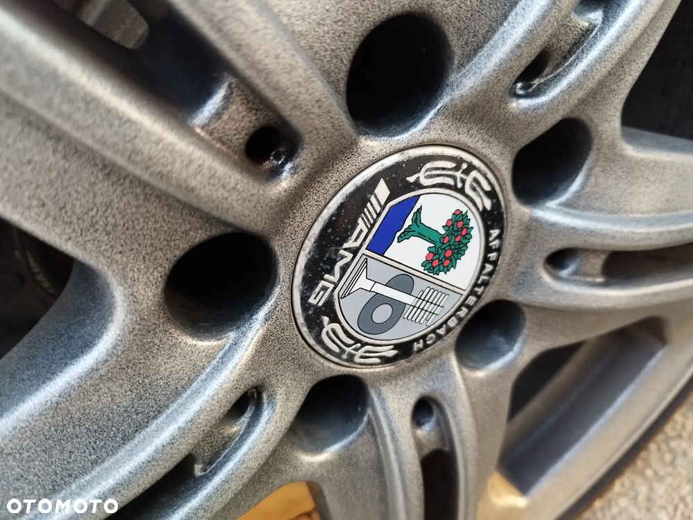 Mercedes-Benz Klasa C 200 CGI Automatik BlueEFFICIENCY Avantgarde - 23