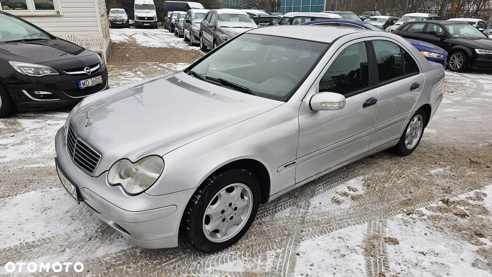 Mercedes-Benz Klasa C 200 CDI Classic - 29
