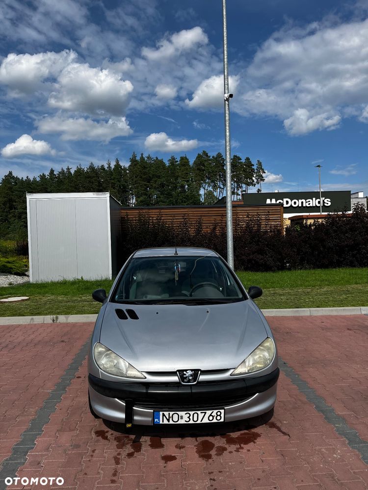 Peugeot 206 1.1 XR Presence - 6