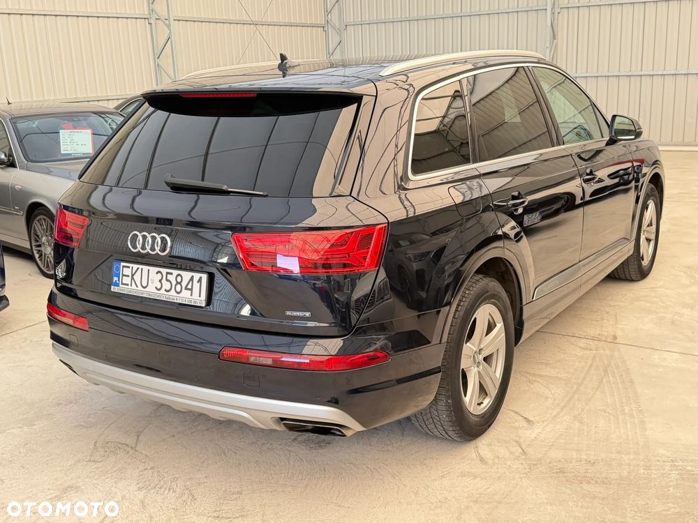 Audi Q7 2017 photo 5