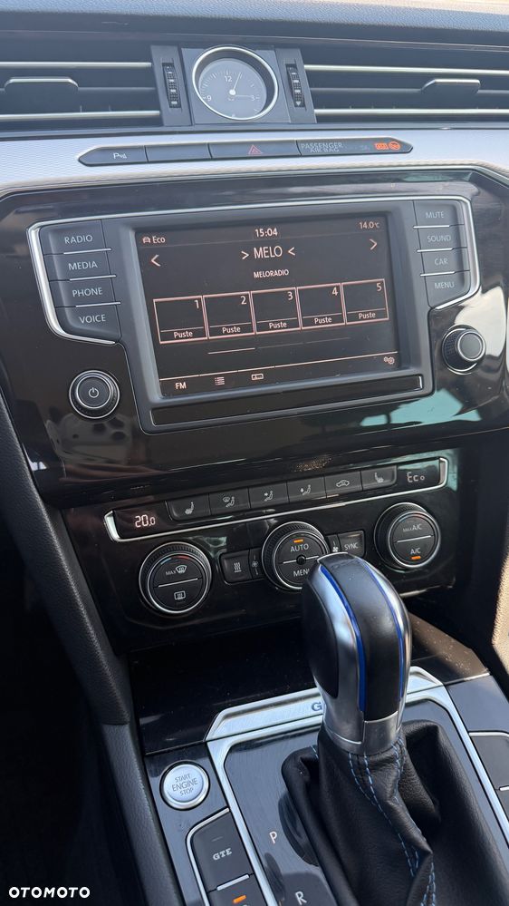 Volkswagen Passat - 18