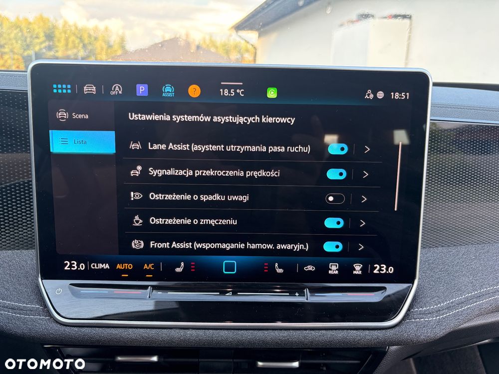 Volkswagen Passat - 13