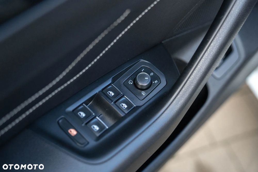 Volkswagen Arteon 2.0 TSI DSG R-Line Edition - 32