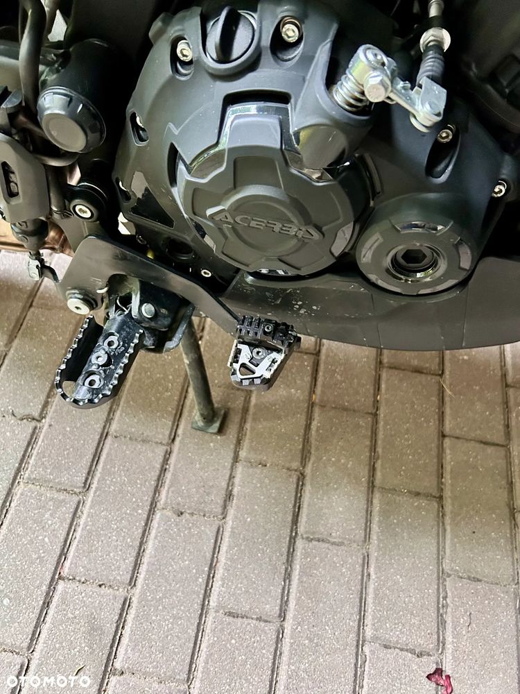 Royal Enfield Himalayan - 10