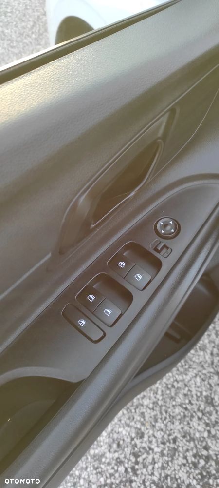 Hyundai i20 1.2 Modern - 15