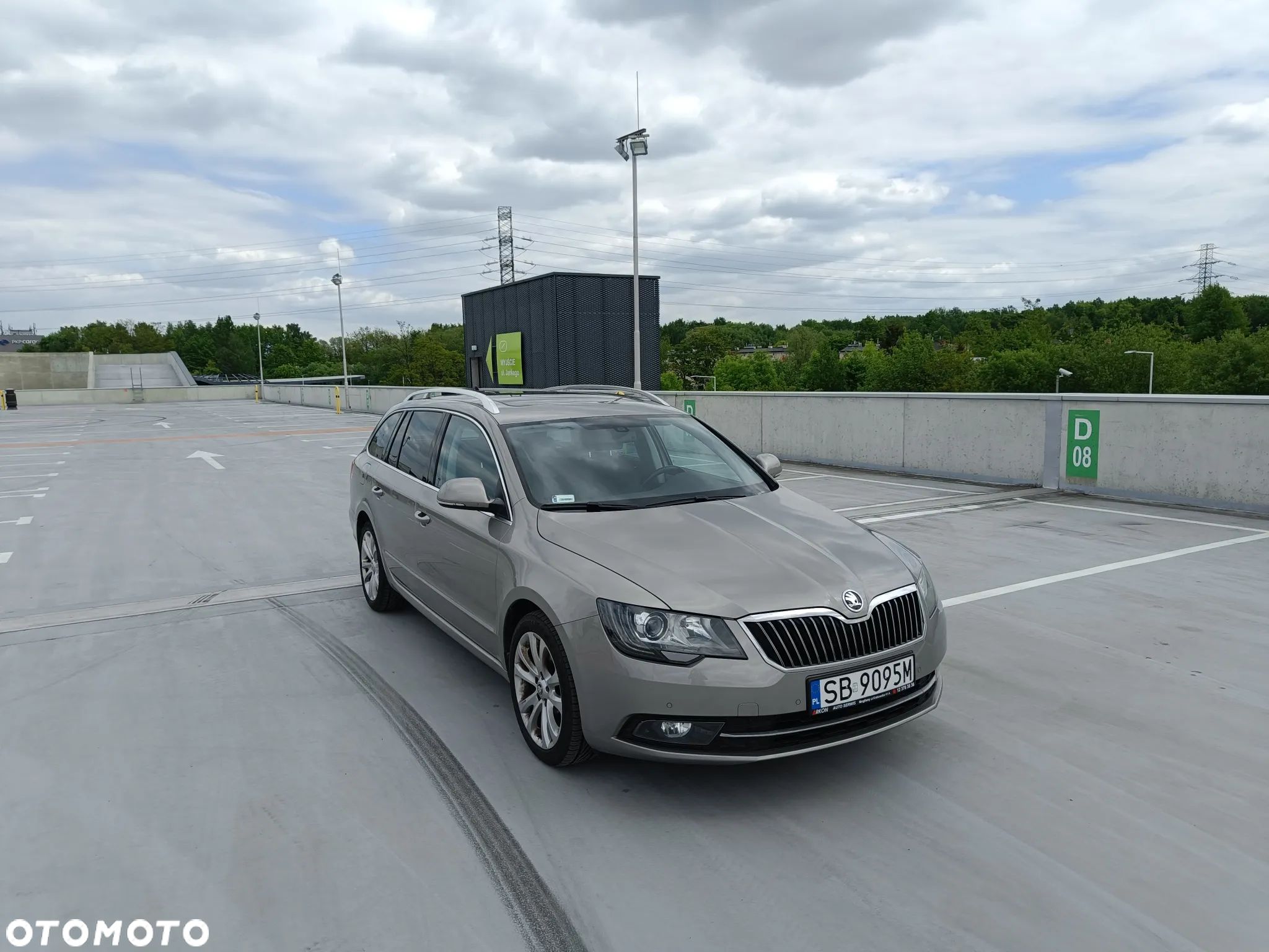 Skoda Superb 2.0 TDI Ambition DSG - 1
