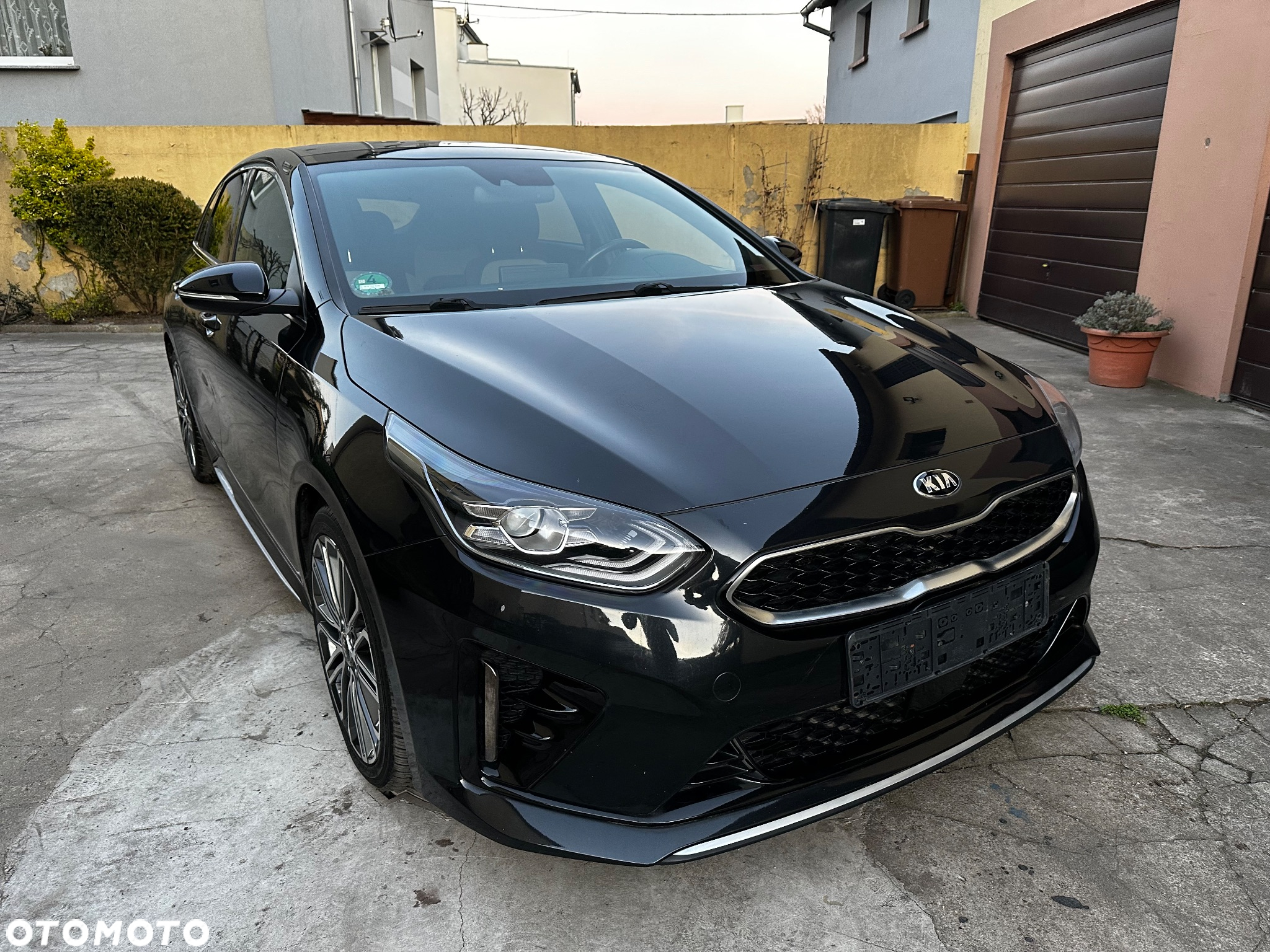 Kia ProCeed 1.4 T-GDI DCT7 OPF GT LINE - 16