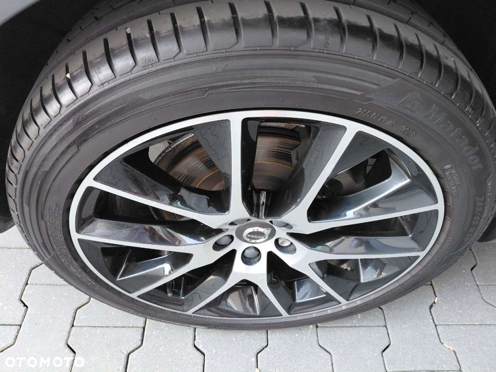 Volvo V90 Cross Country - 23