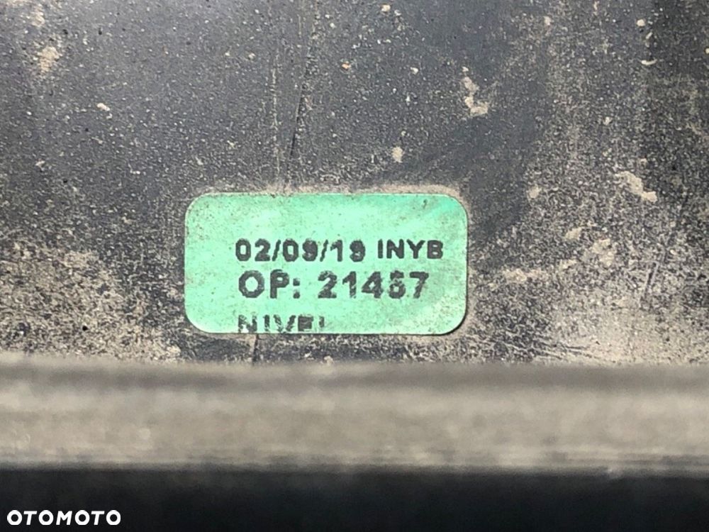 LISTWA KLAPY TYŁ  MAN TGE Autobus 2017 - 2022 2.0 TDI 130 kW [177 KM] olej napędowy 2017 - 2022 - 4