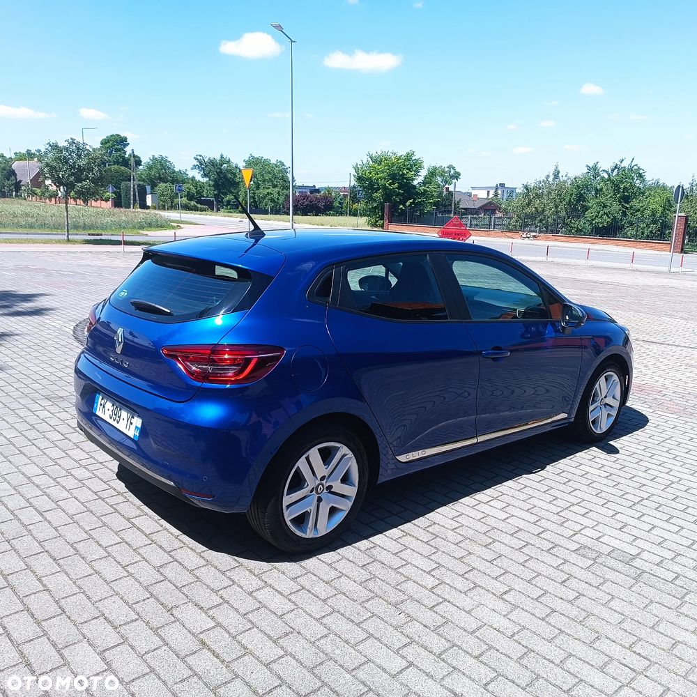 Renault Clio - 15