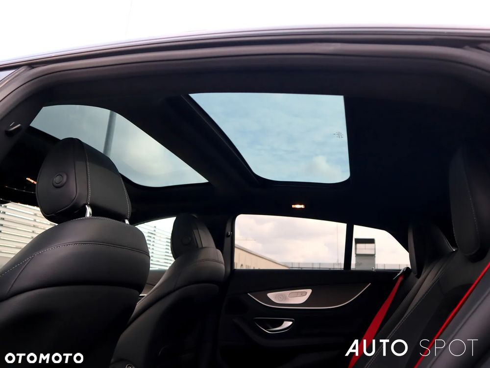 Mercedes-Benz AMG GT 63 S 4Matic+ Speedshift MCT 9G - 40