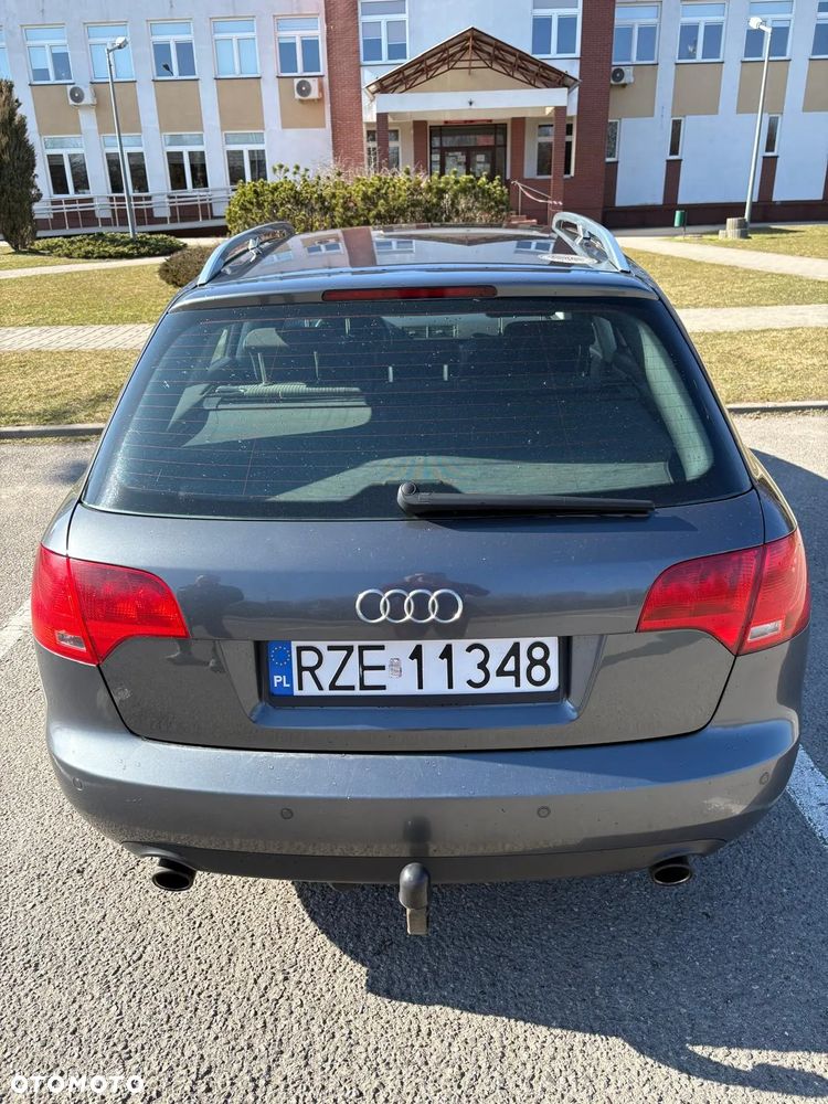 Audi A4 Avant 2.0 T FSI - 5