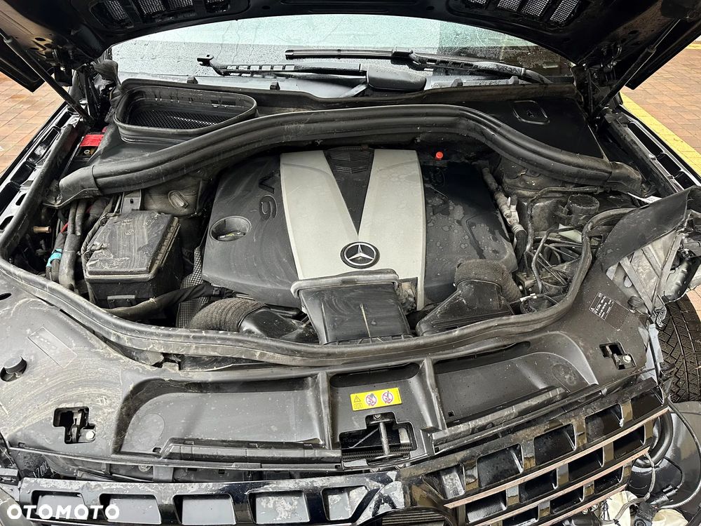 Mercedes-Benz ML 350 BlueTEC 4MATIC 7G-TRONIC - 18