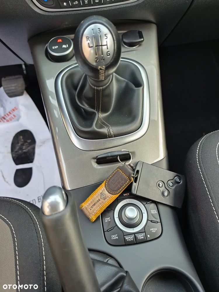 Renault Scenic - 32
