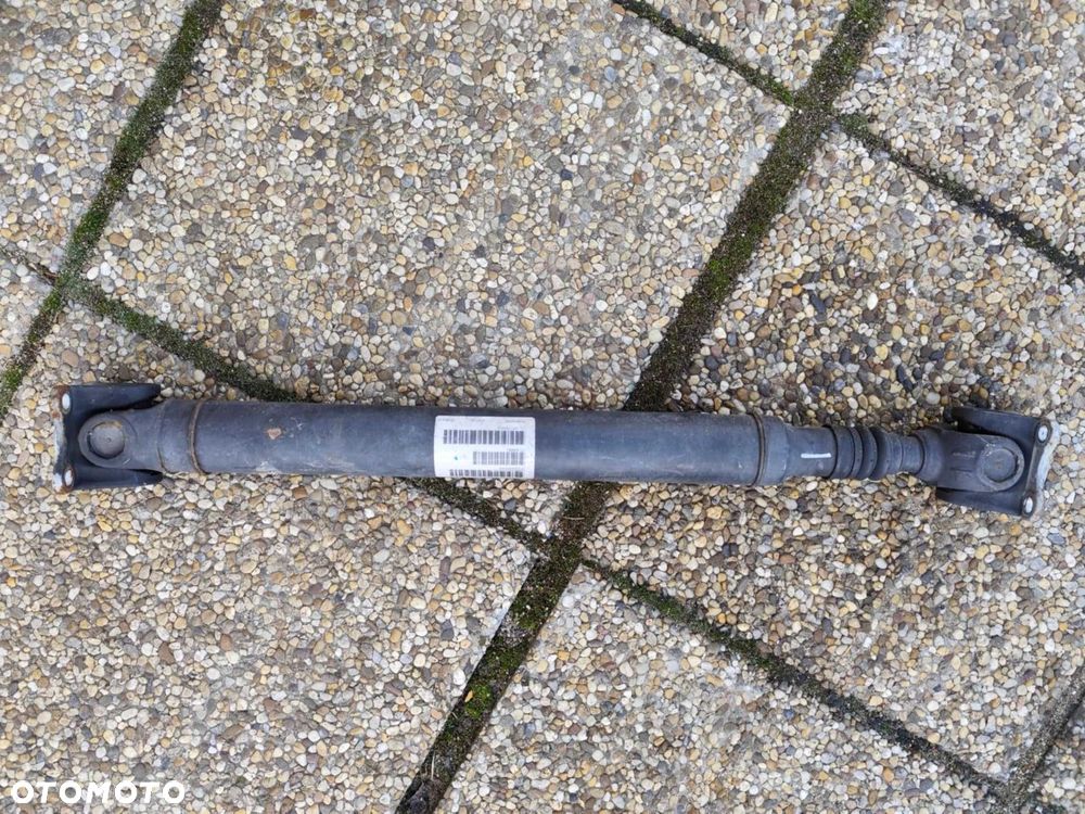 Chrysler 300C Dodge Charger Magnum AWD przedni wał napędowy