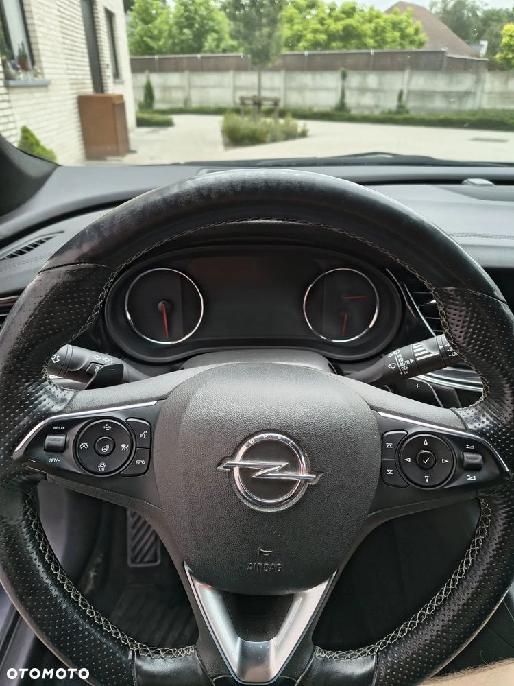 Opel Insignia 1.5 T Innovation S&S - 11