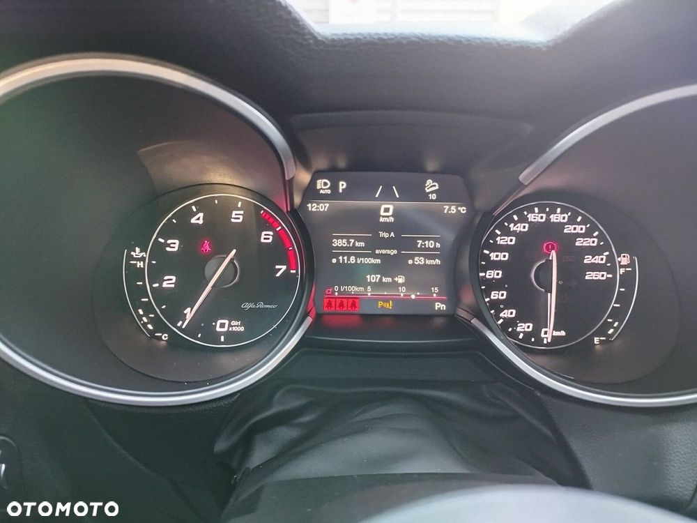 Alfa Romeo Stelvio 2.0 Turbo Sprint Q4 - 17