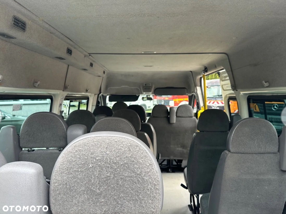 Ford Transit V 2.4 Autobus - 4
