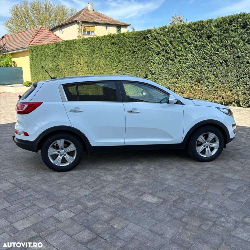 Kia Sportage 1.7 DSL MT 4x2 PREMIUM - 9