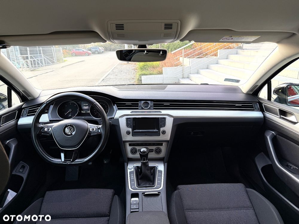 Volkswagen Passat 2.0 TDI BMT Comfortline - 8