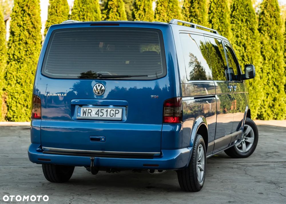 Volkswagen Caravelle - 12
