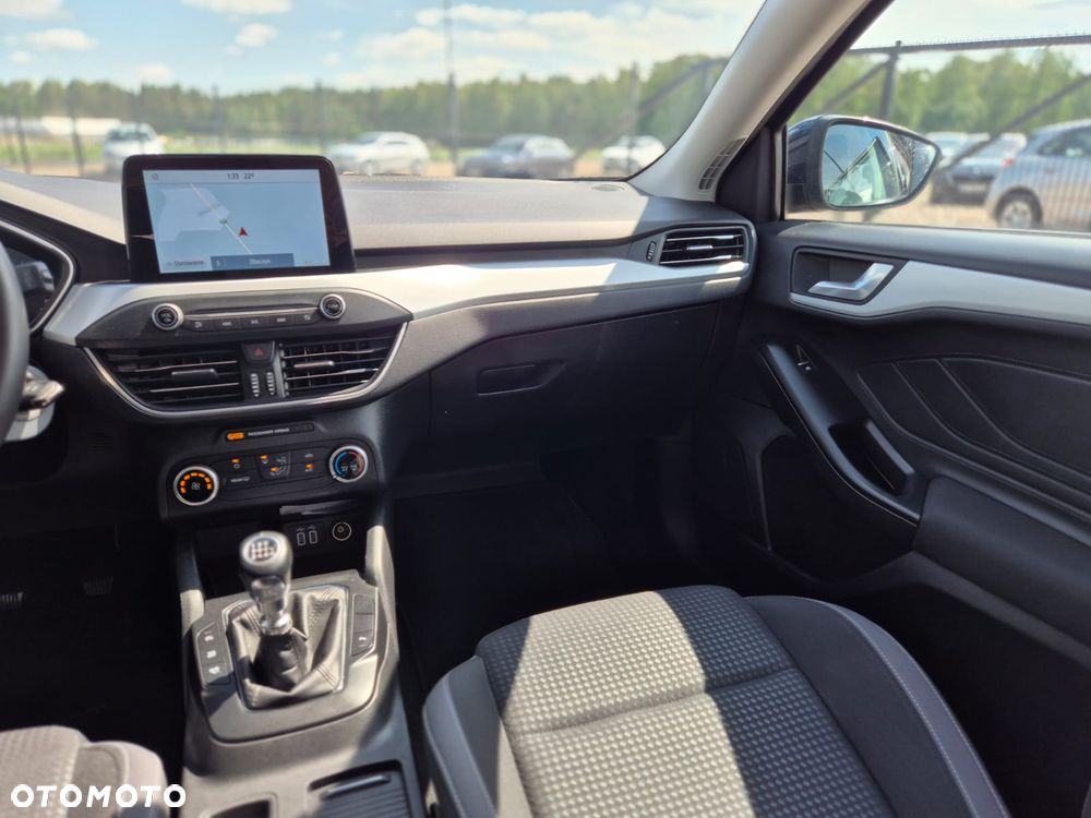 Ford Focus 1.0 EcoBoost mHEV Connected - 12