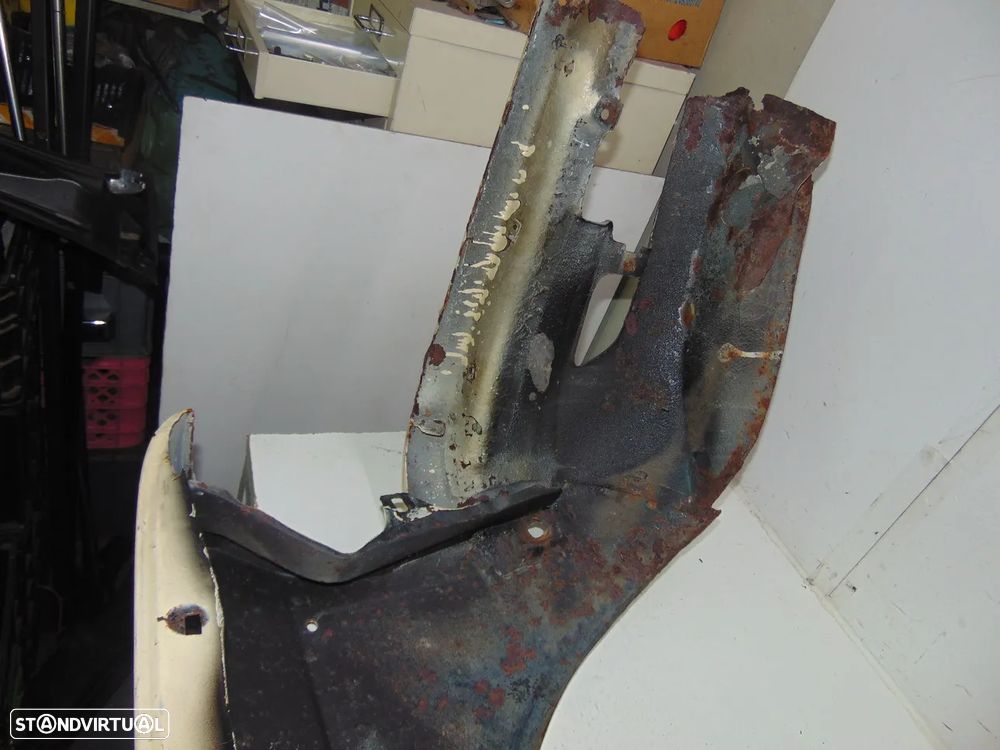 Mercedes W123 guarda lamas - 11