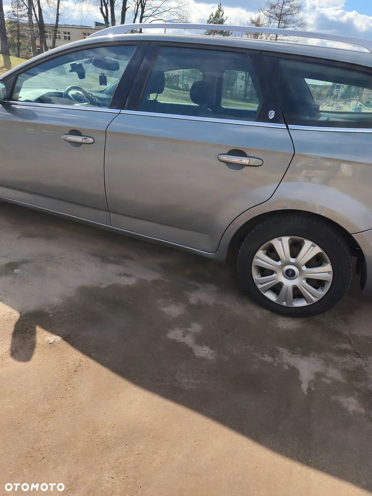 Ford Mondeo 1.8 TDCi Trend - 4