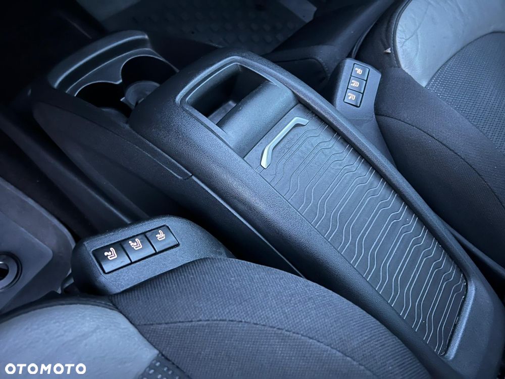 Citroën C4 Grand Picasso BlueHDi 150 EAT6 Exclusive - 19