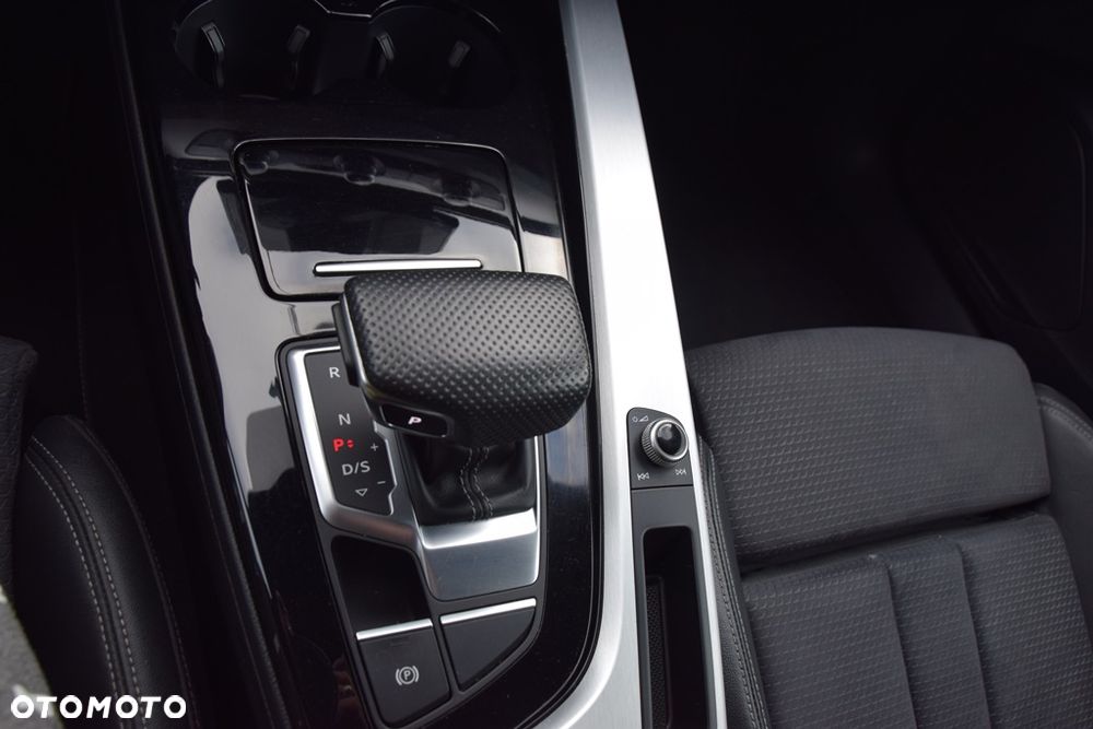 Audi A4 Avant 35 TDI S tronic S line - 23