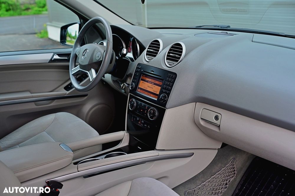 Mercedes-Benz ML 350 CDI Aut - 9