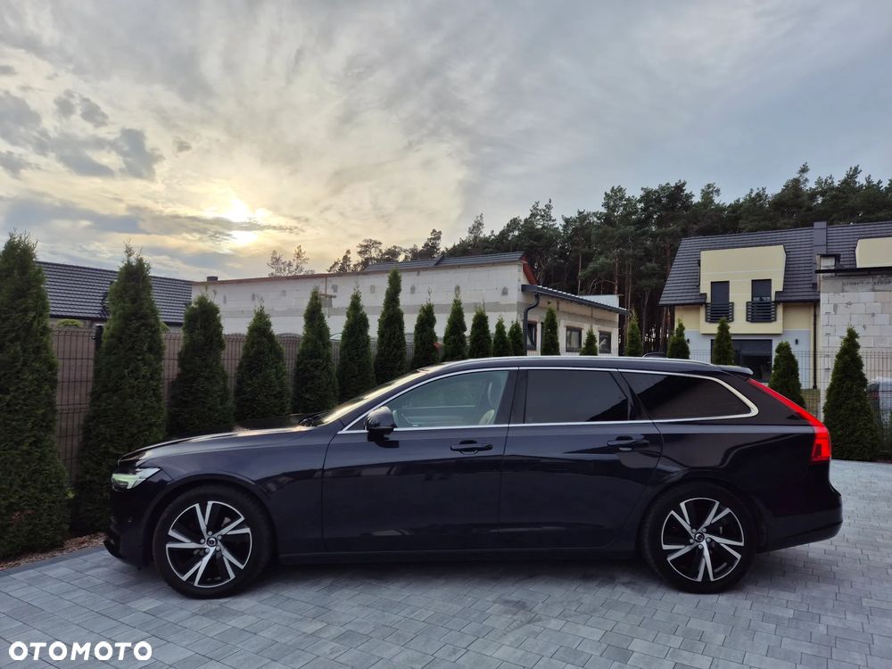 Volvo V90 D3 Momentum Pro - 7