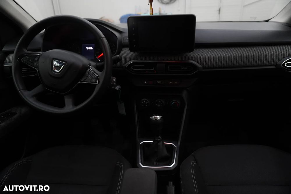 Dacia Logan TCe 90 MT5 Comfort - 13