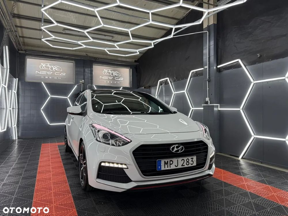 Hyundai i30 1.6 GDI Turbo Luxury - 2