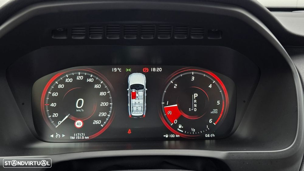 Volvo XC 90 2.0 D4 Momentum - 22