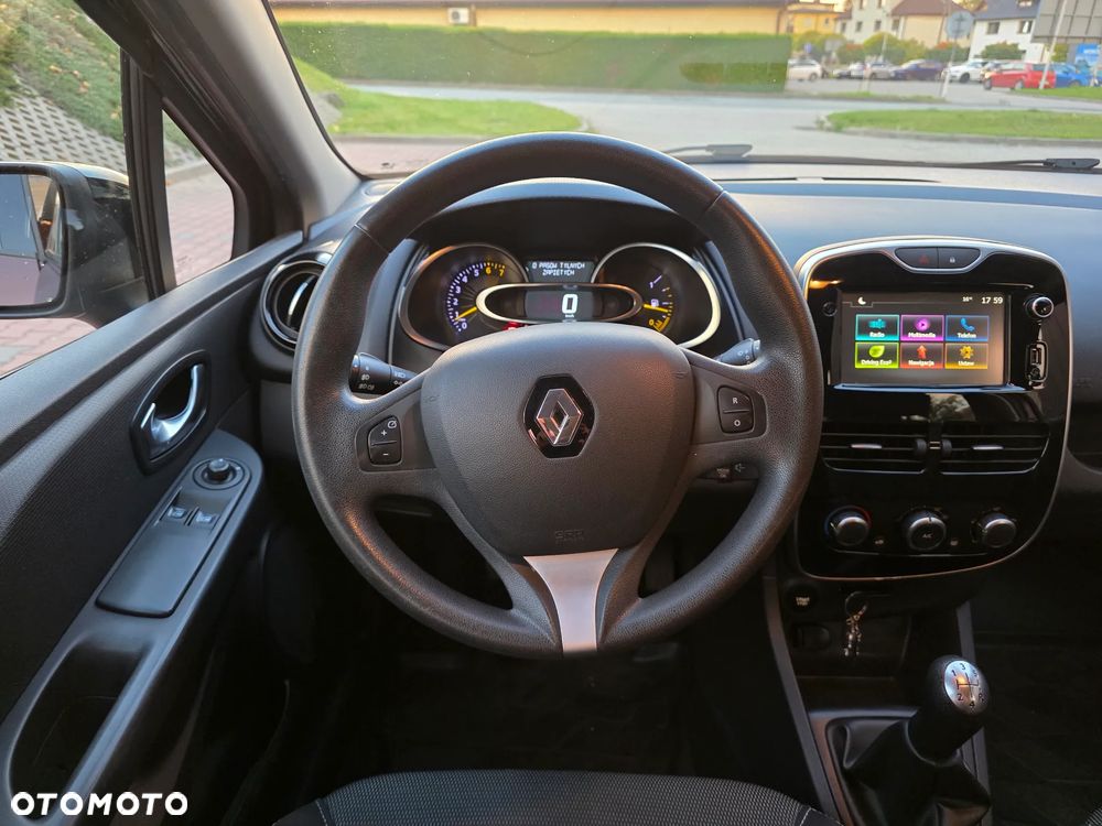 Renault Clio - 13