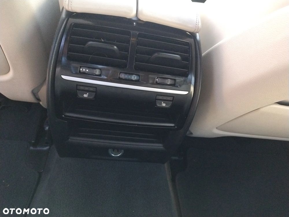 BMW Seria 5 - 33