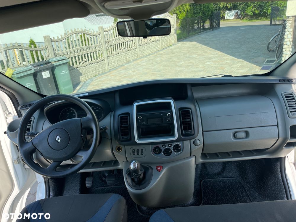 Renault Trafic 2.0 dCi 90 Combi L1H1 - 10