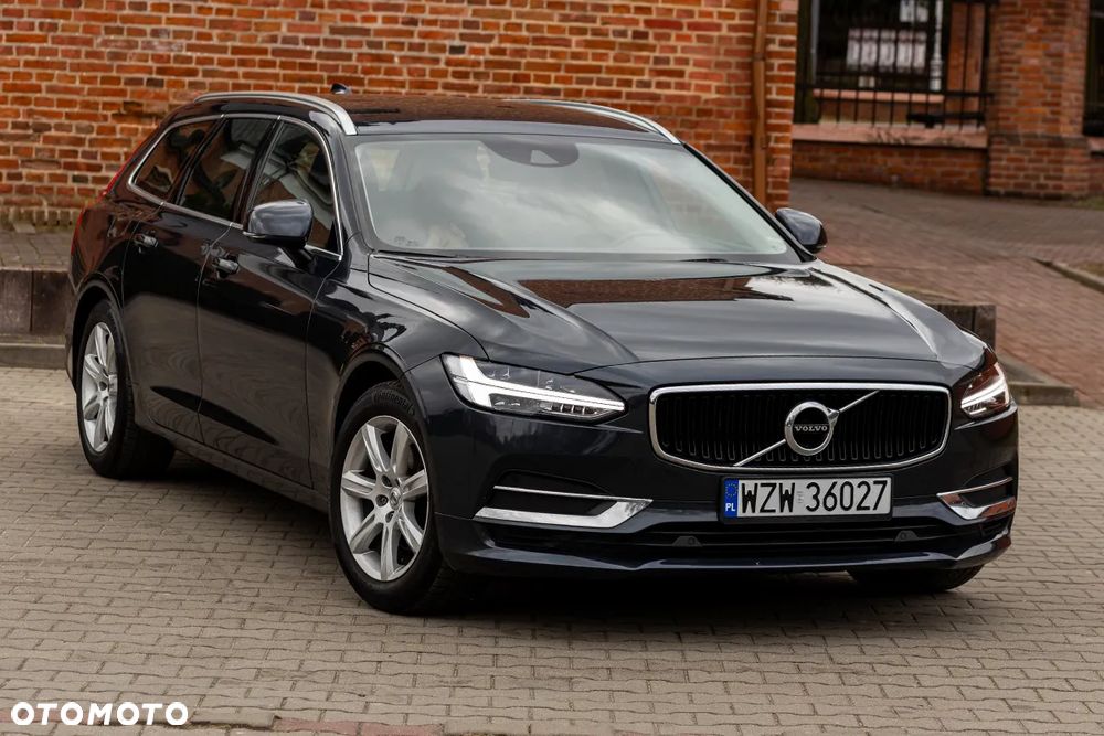 Volvo V90 D3 Momentum - 1