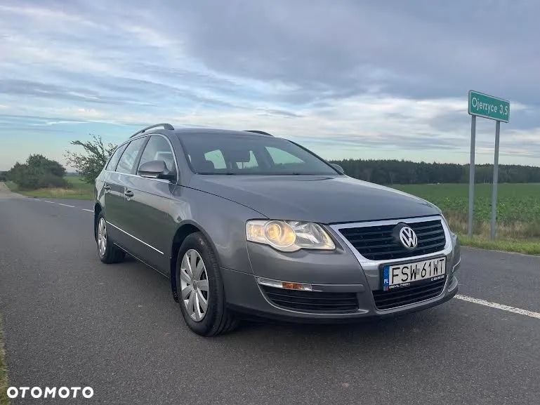 Volkswagen Passat 1.9 TDI Comfortline - 3