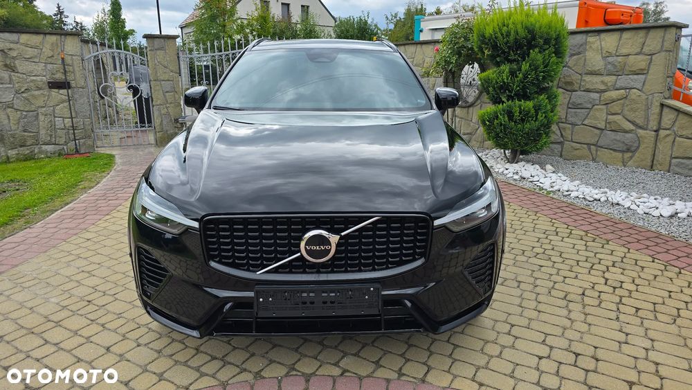 Volvo XC 60 T6 Plug-In Hybrid AWD Ultra Dark - 2