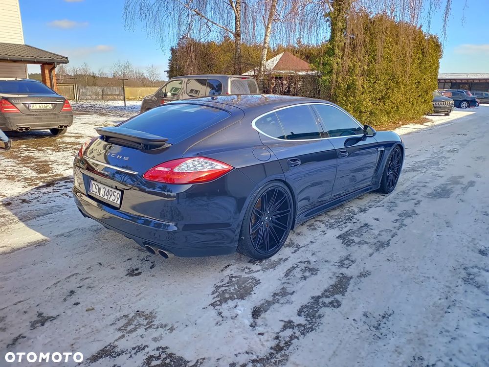 Porsche Panamera 4S PDK - 3