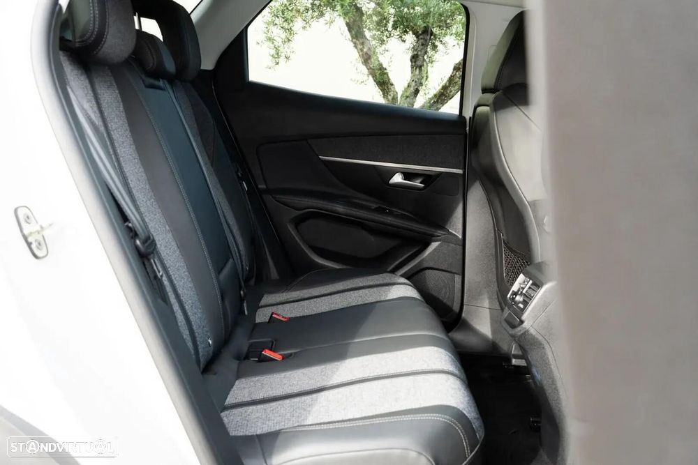 Peugeot 3008 - 29