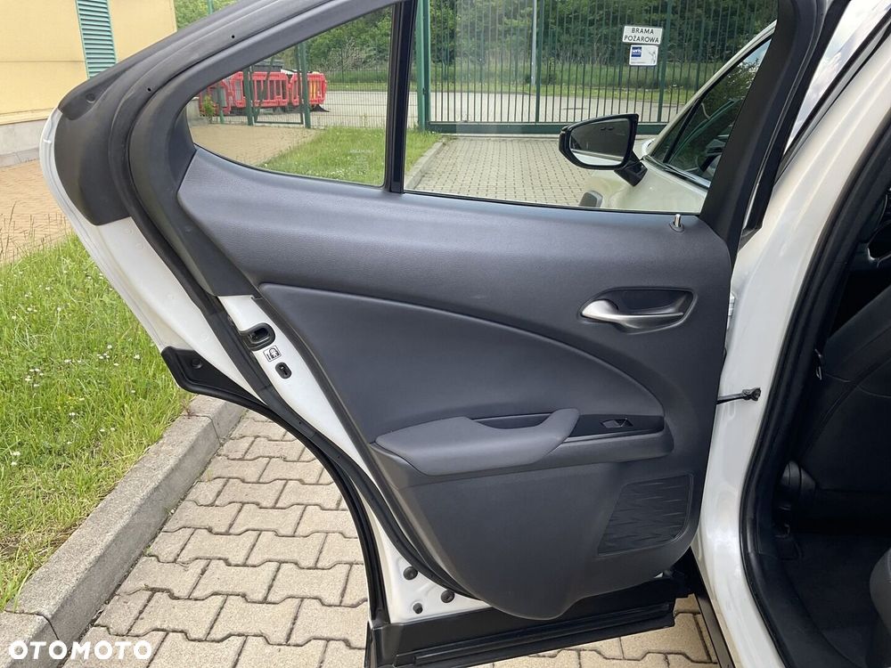 Lexus UX - 13